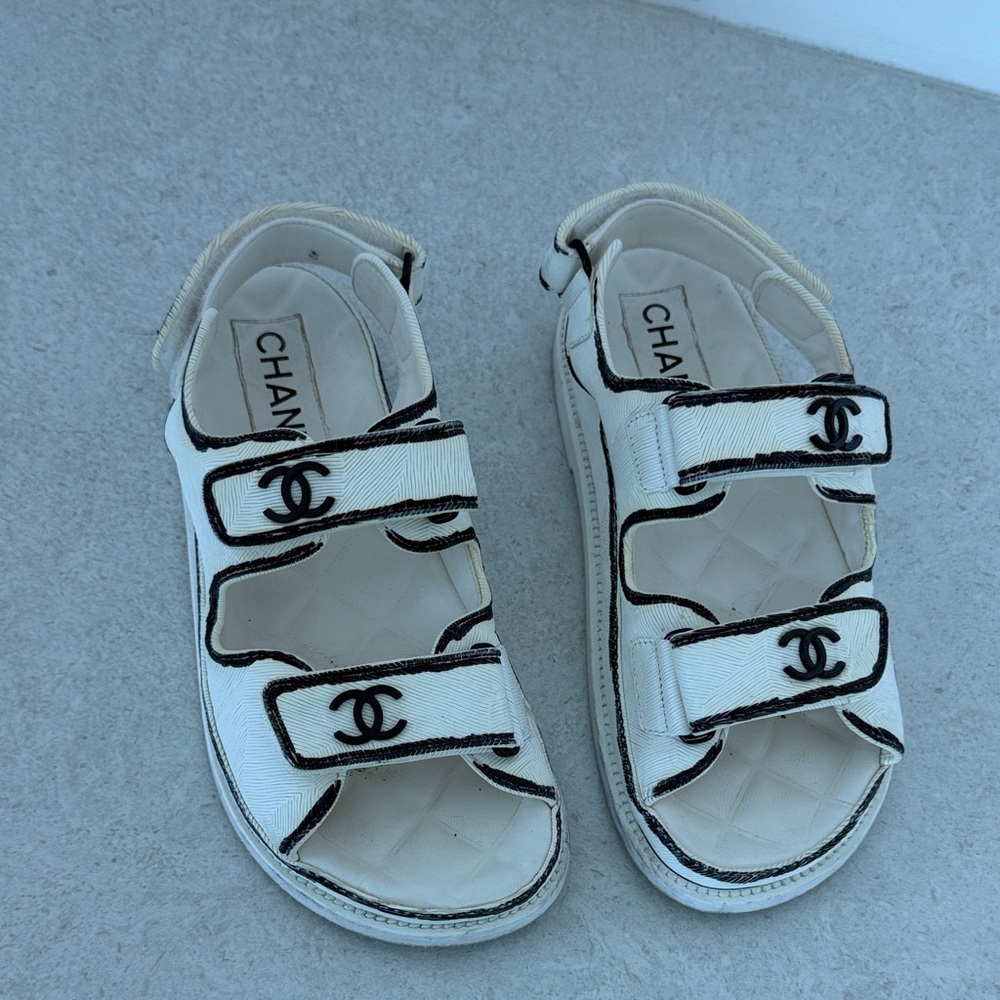 CHANEL Kids White Sandals with Black Accents